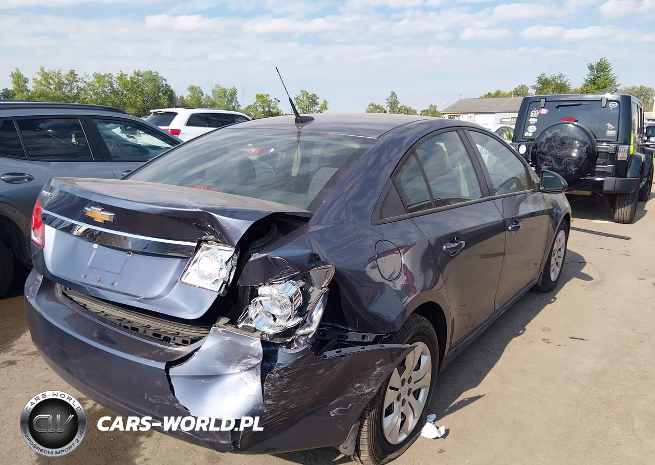 2013 Chevrolet Cruze Ls Auto VIN:1G1PA5SH3D7257087 - 4