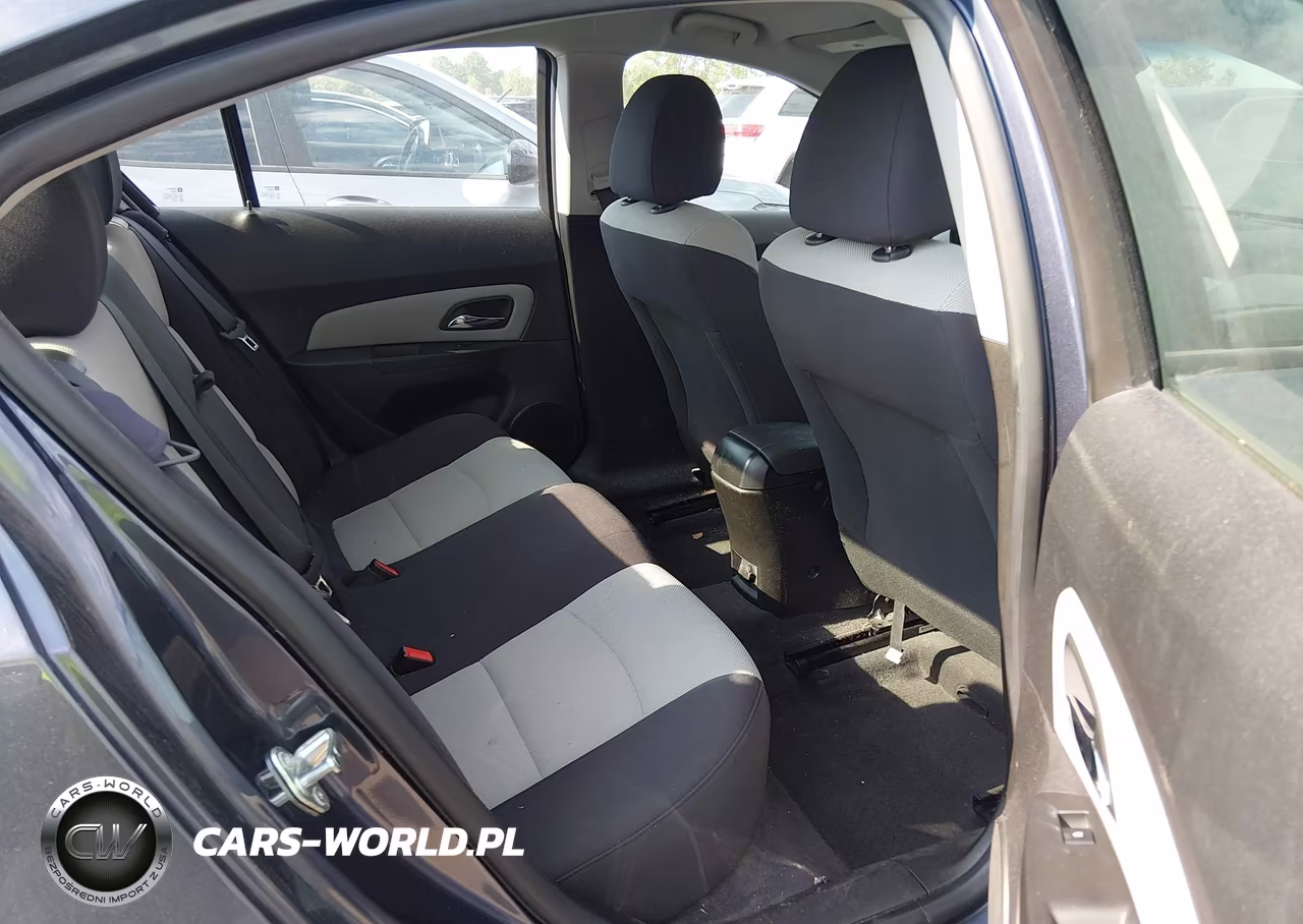 2013 Chevrolet Cruze Ls Auto VIN:1G1PA5SH3D7257087 - 8