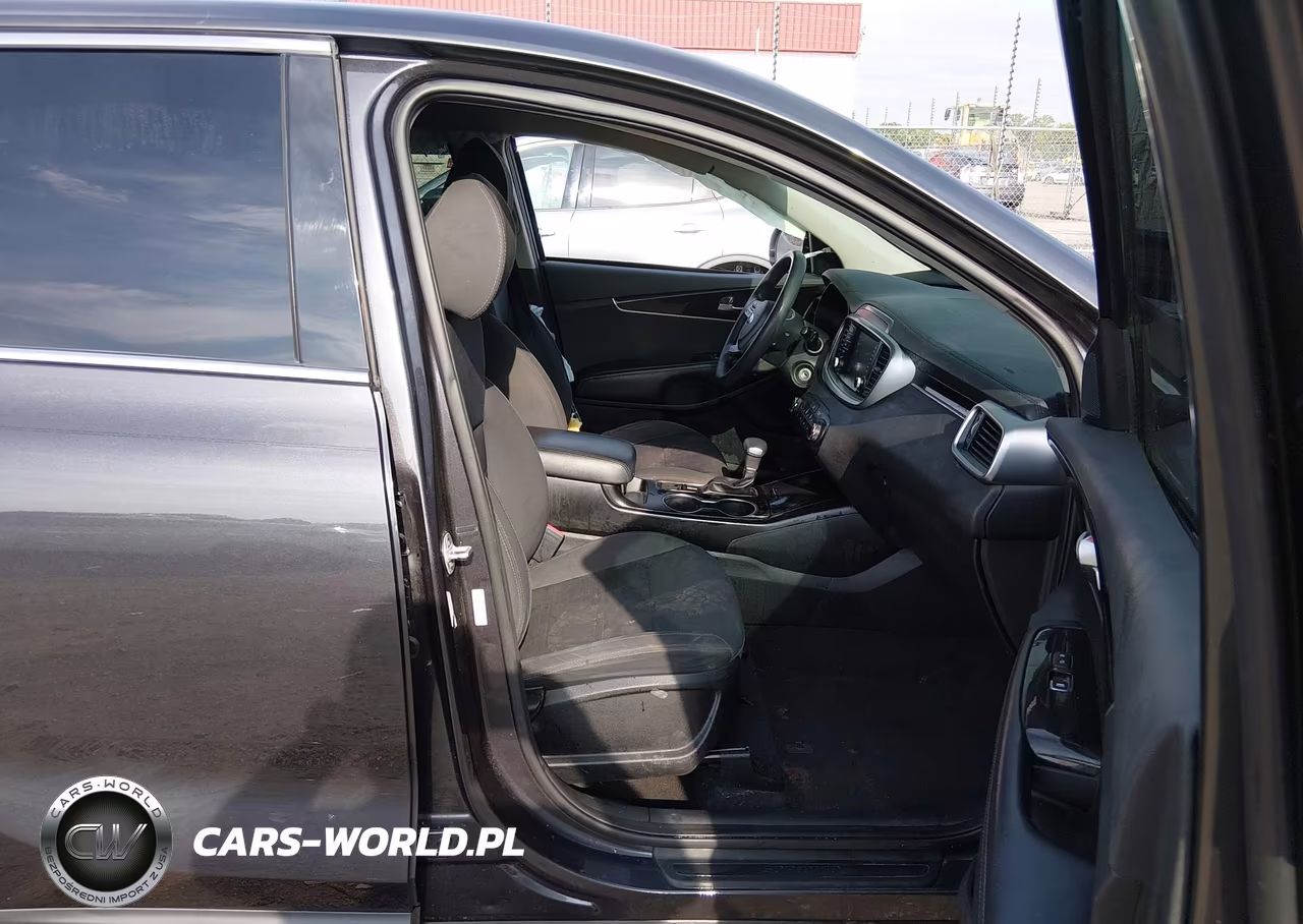 2019 Kia Sorento 2.4L Lx VIN:5XYPG4A35KG522792 - 5