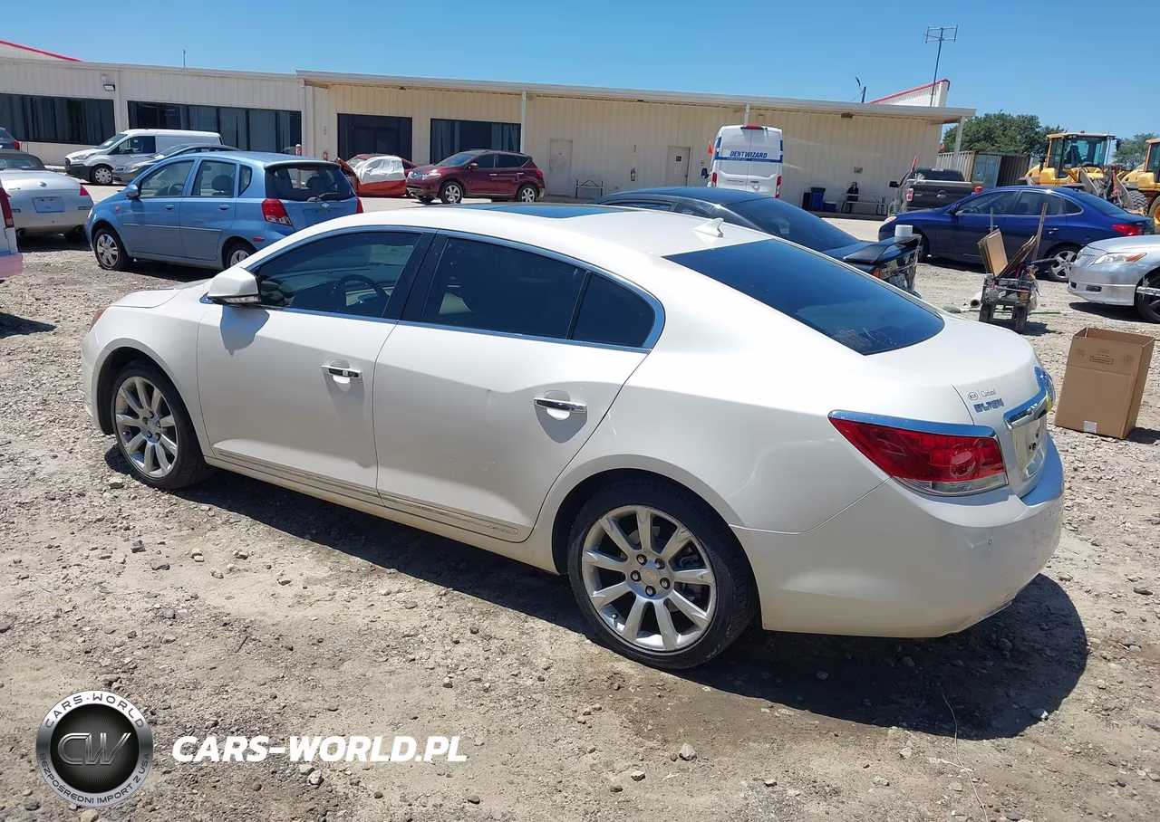 2010 Buick Lacrosse Cxs VIN:1G4GE5EV1AF179063 - 3
