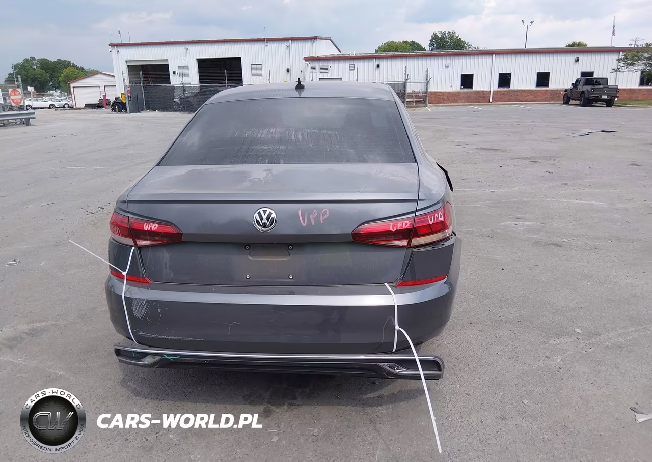2020 Volkswagen Passat 2.0T Se VIN:1VWSA7A35LC011051 - 17