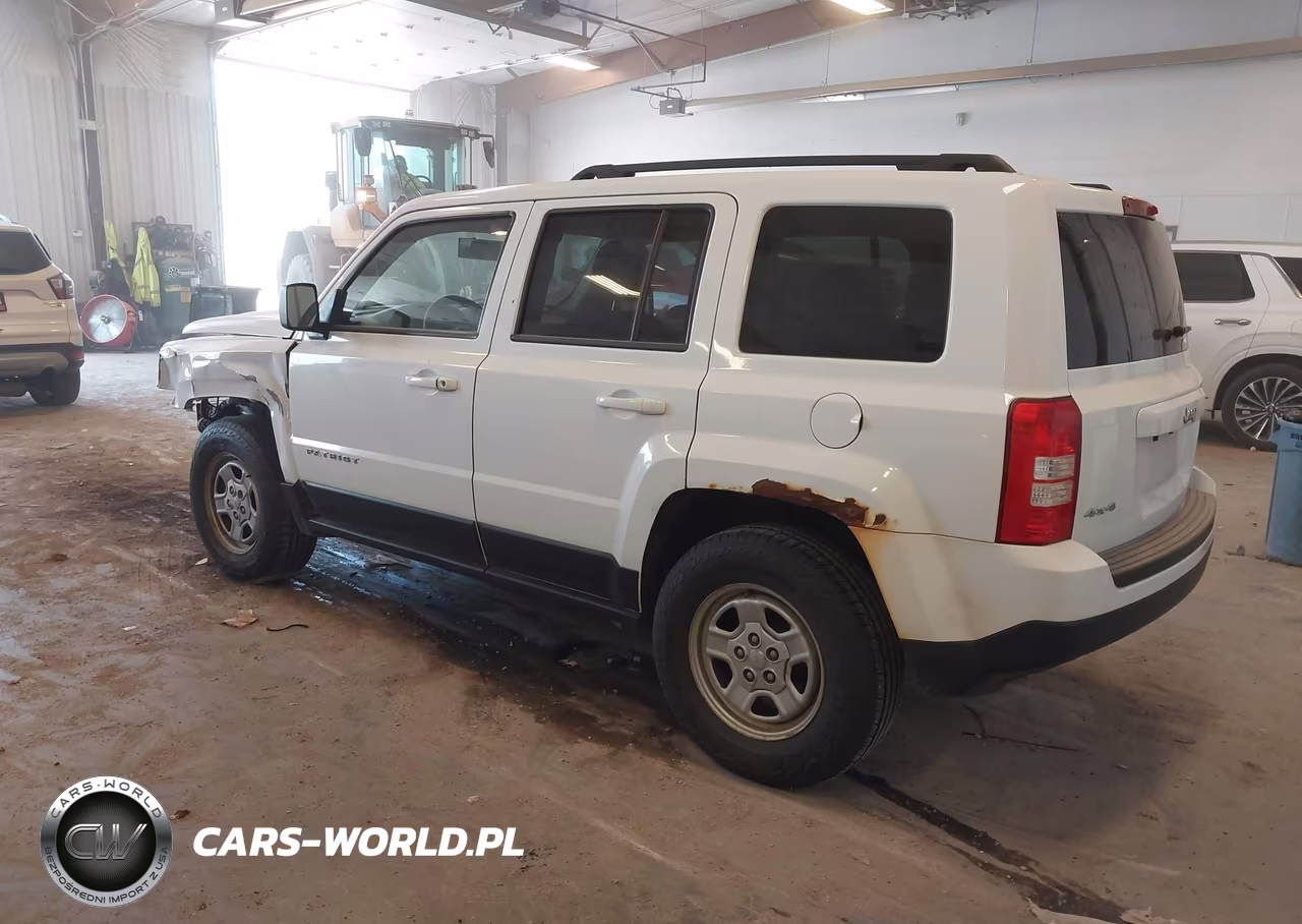 2015 Jeep Patriot Sport-North VIN:1C4NJRAB2FD100500 - 3