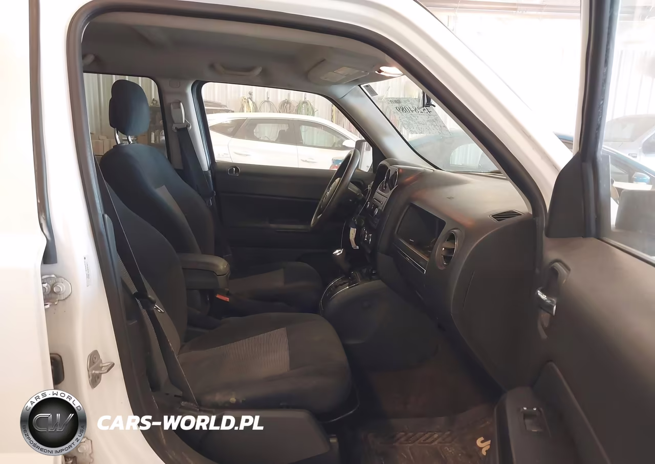2015 Jeep Patriot Sport-North VIN:1C4NJRAB2FD100500 - 5