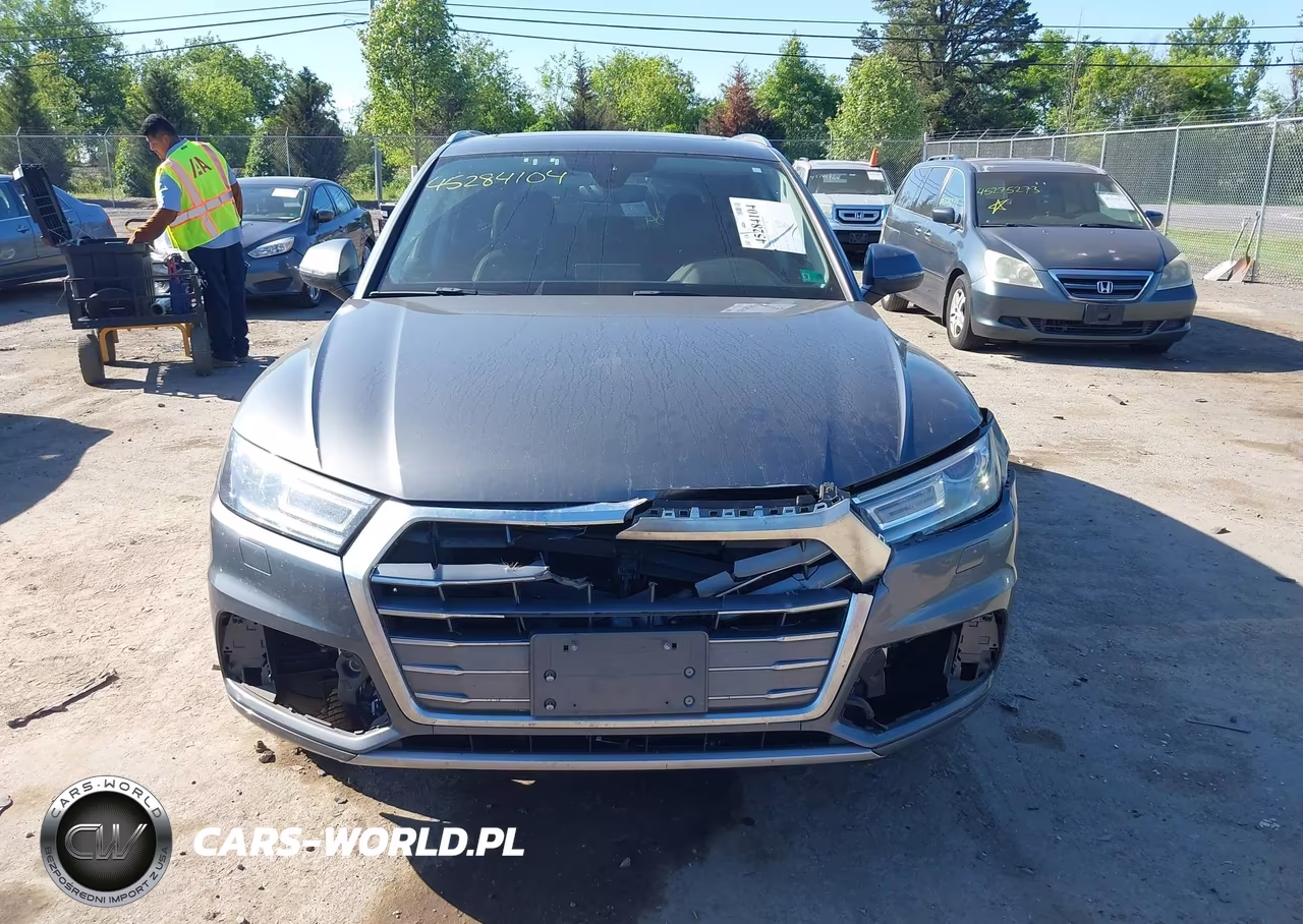 2018 Audi Q5 2.0T Premium-2.0T Tech Premium VIN:WA1ANAFY5J2116576 - 12