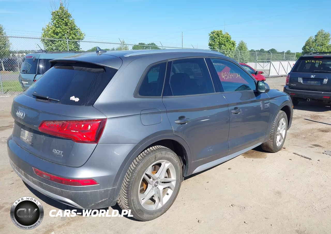 2018 Audi Q5 2.0T Premium-2.0T Tech Premium VIN:WA1ANAFY5J2116576 - 4