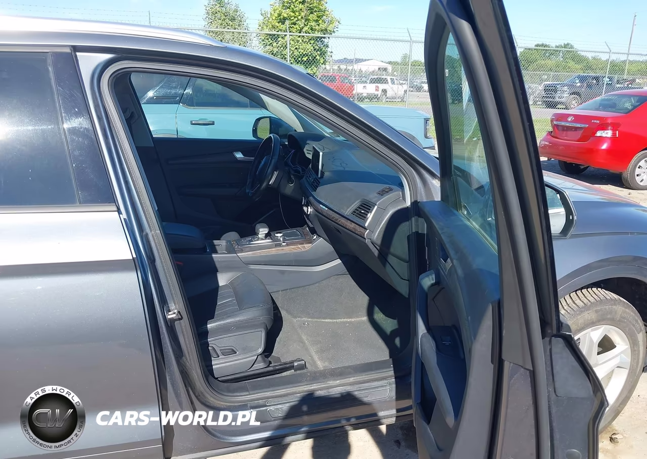 2018 Audi Q5 2.0T Premium-2.0T Tech Premium VIN:WA1ANAFY5J2116576 - 5