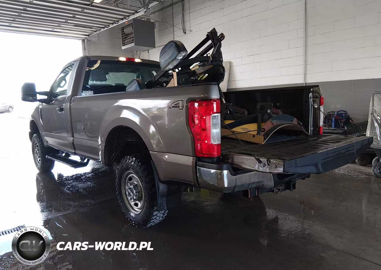 2019 Ford F-250 Xl VIN:1FTBF2B68KED15977 - 3