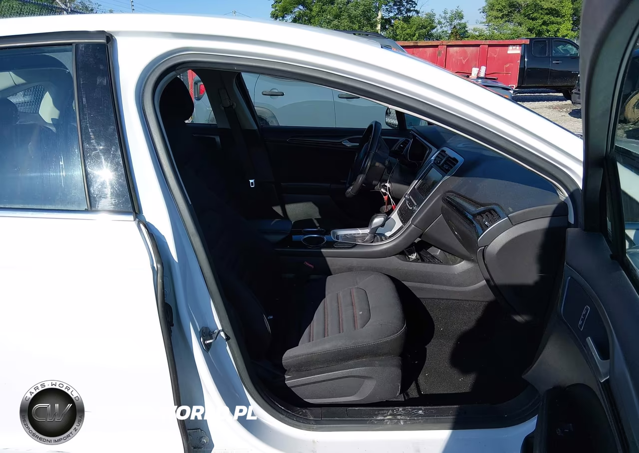 2013 Ford Fusion Se VIN:3FA6P0HR4DR162413 - 5