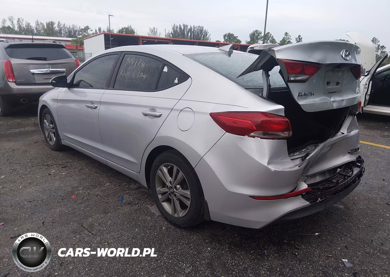 2017 Hyundai Elantra Se VIN:5NPD84LF3HH157909 - 3