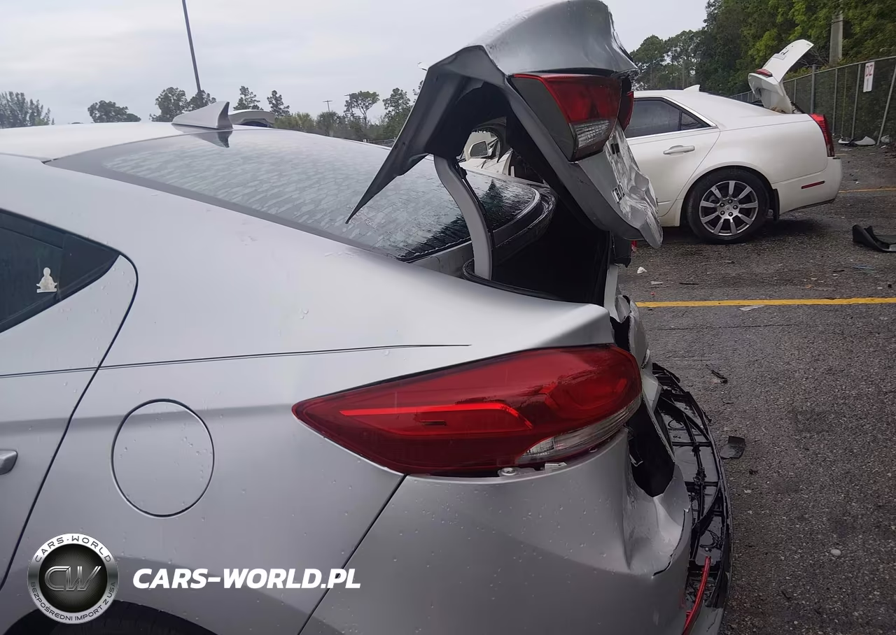 2017 Hyundai Elantra Se VIN:5NPD84LF3HH157909 - 6