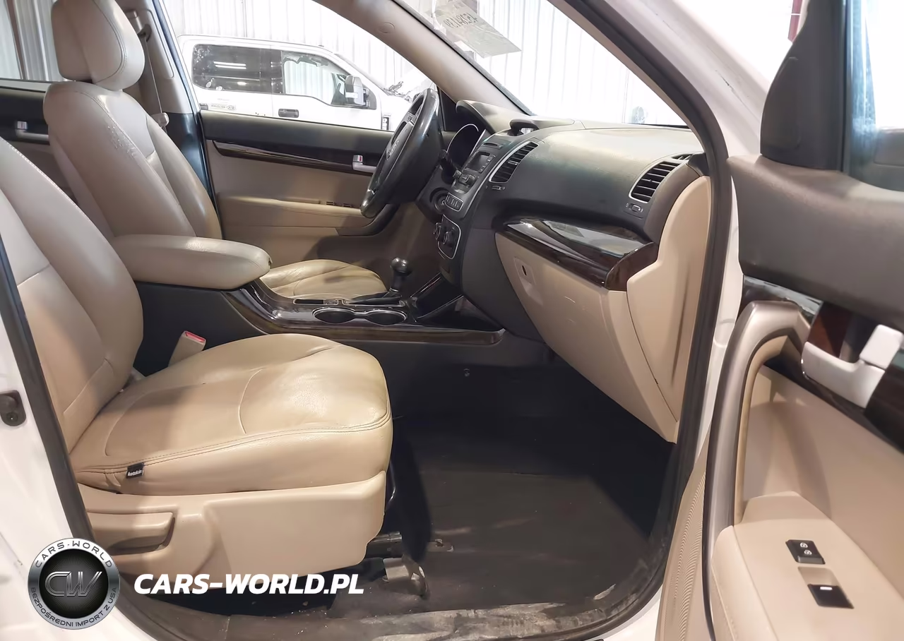 2015 Kia Sorento Lx V6 VIN:5XYKTDA73FG595156 - 5