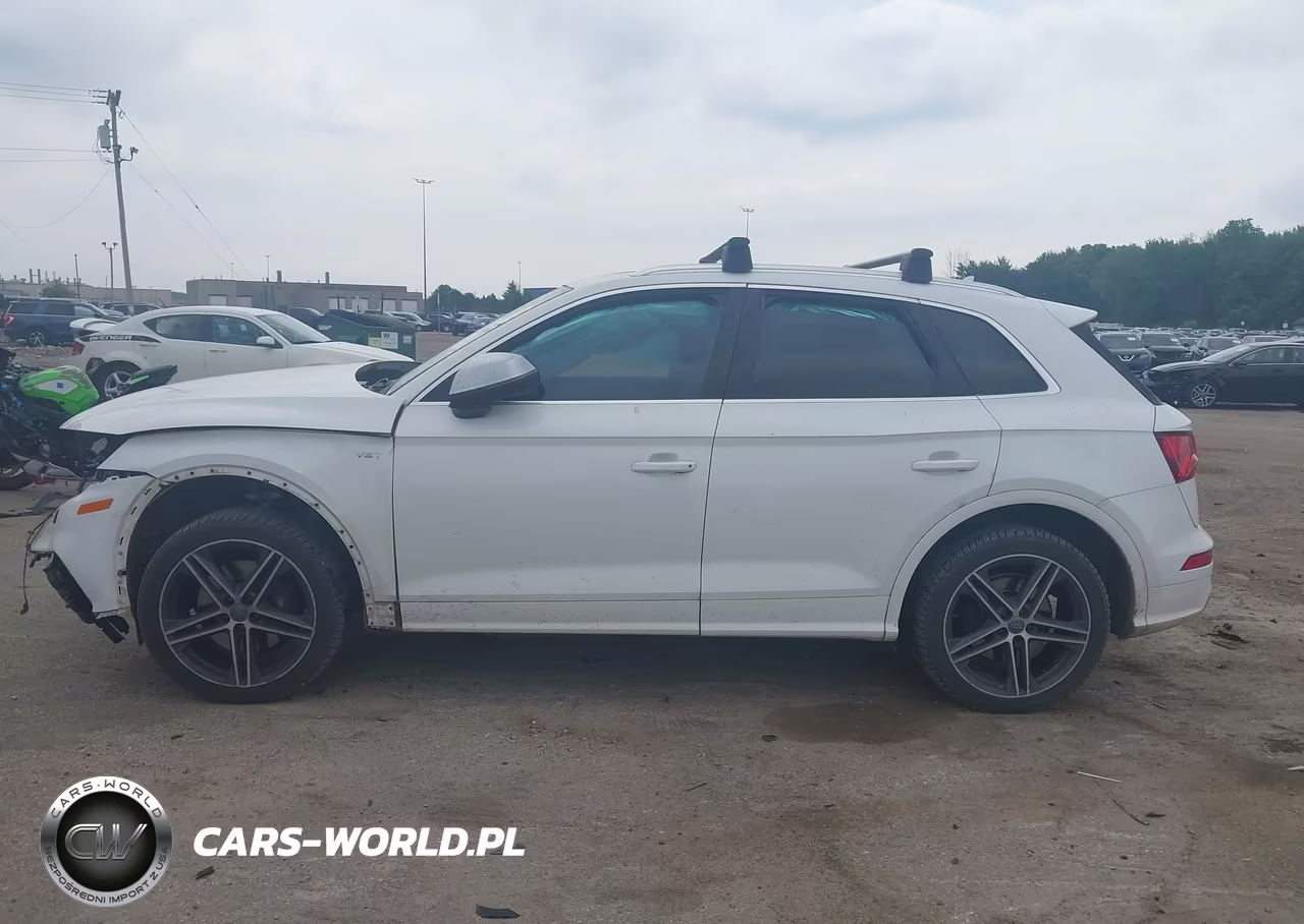 2018 Audi Sq5 3.0T Premium Plus VIN:WA1C4AFY7J2119409 - 15