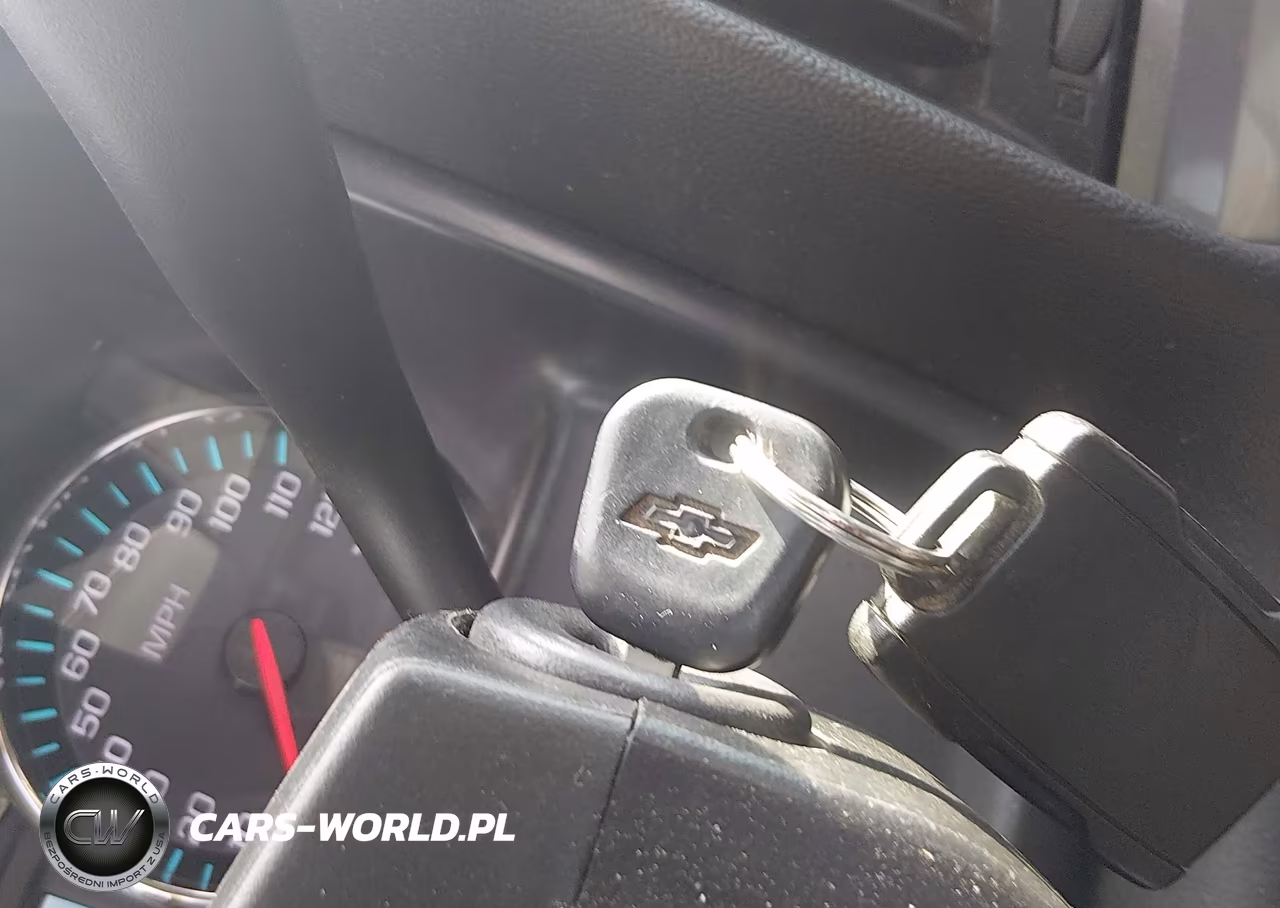 2018 Chevrolet Silverado 1500 1Lt VIN:1GCRCREC0JZ173603 - 11
