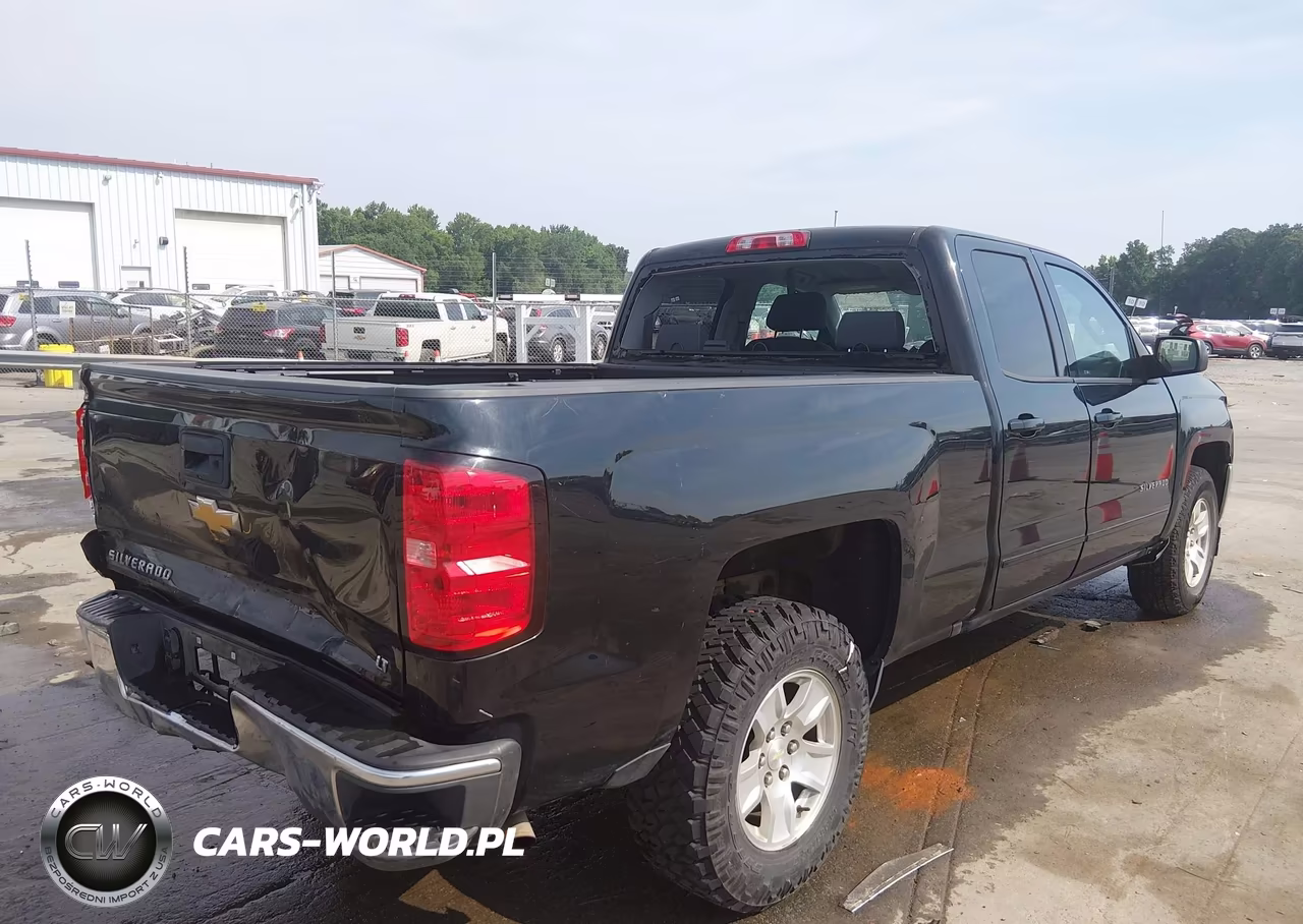 2018 Chevrolet Silverado 1500 1Lt VIN:1GCRCREC0JZ173603 - 4