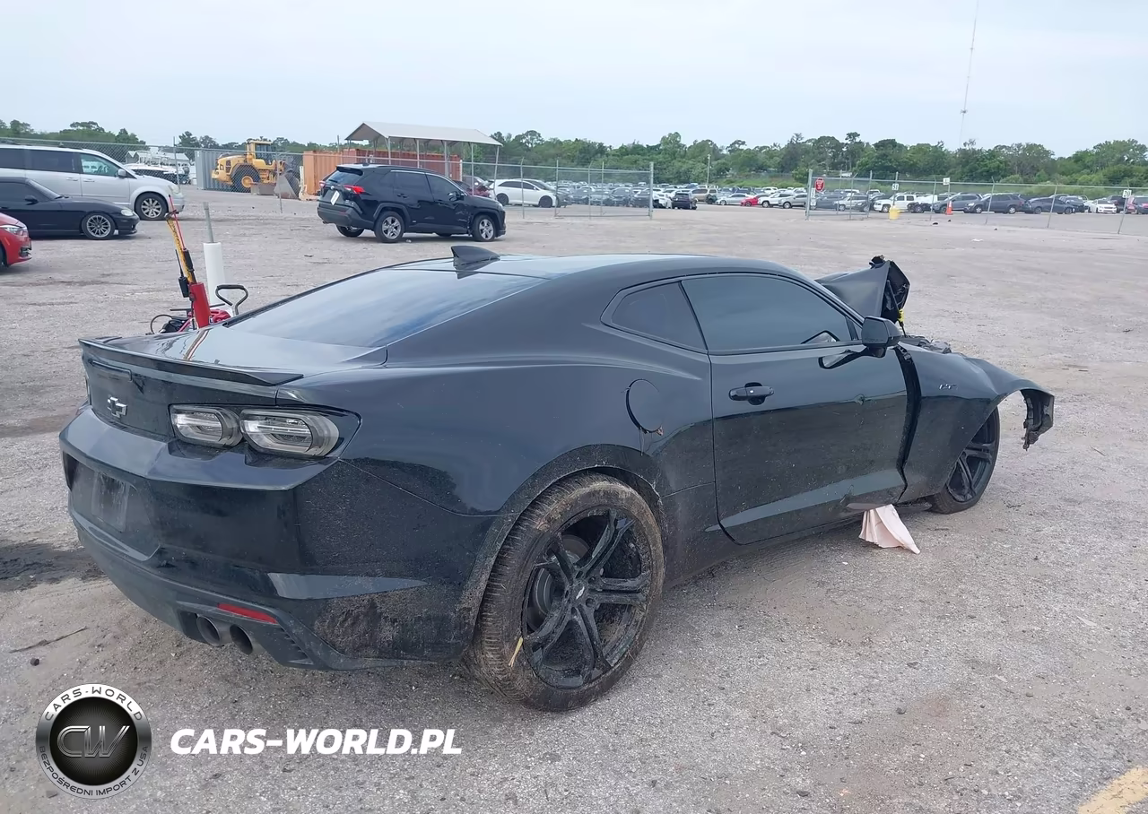 2021 Chevrolet Camaro Rwd Lt1 VIN:1G1FF1R77M0138373 - 4