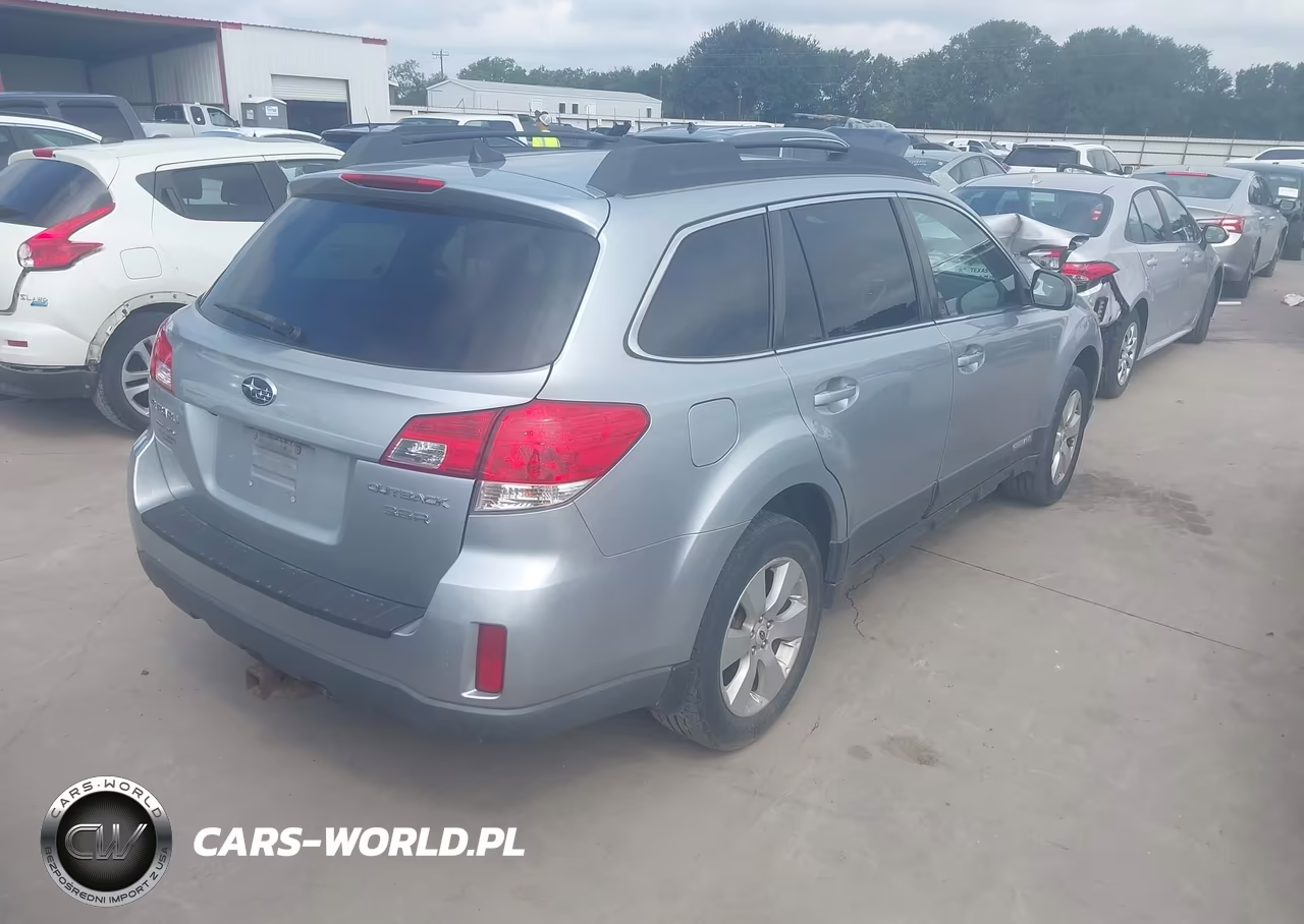 2012 Subaru Outback 3.6R Limited VIN:4S4BRDKCXC2254946 - 4