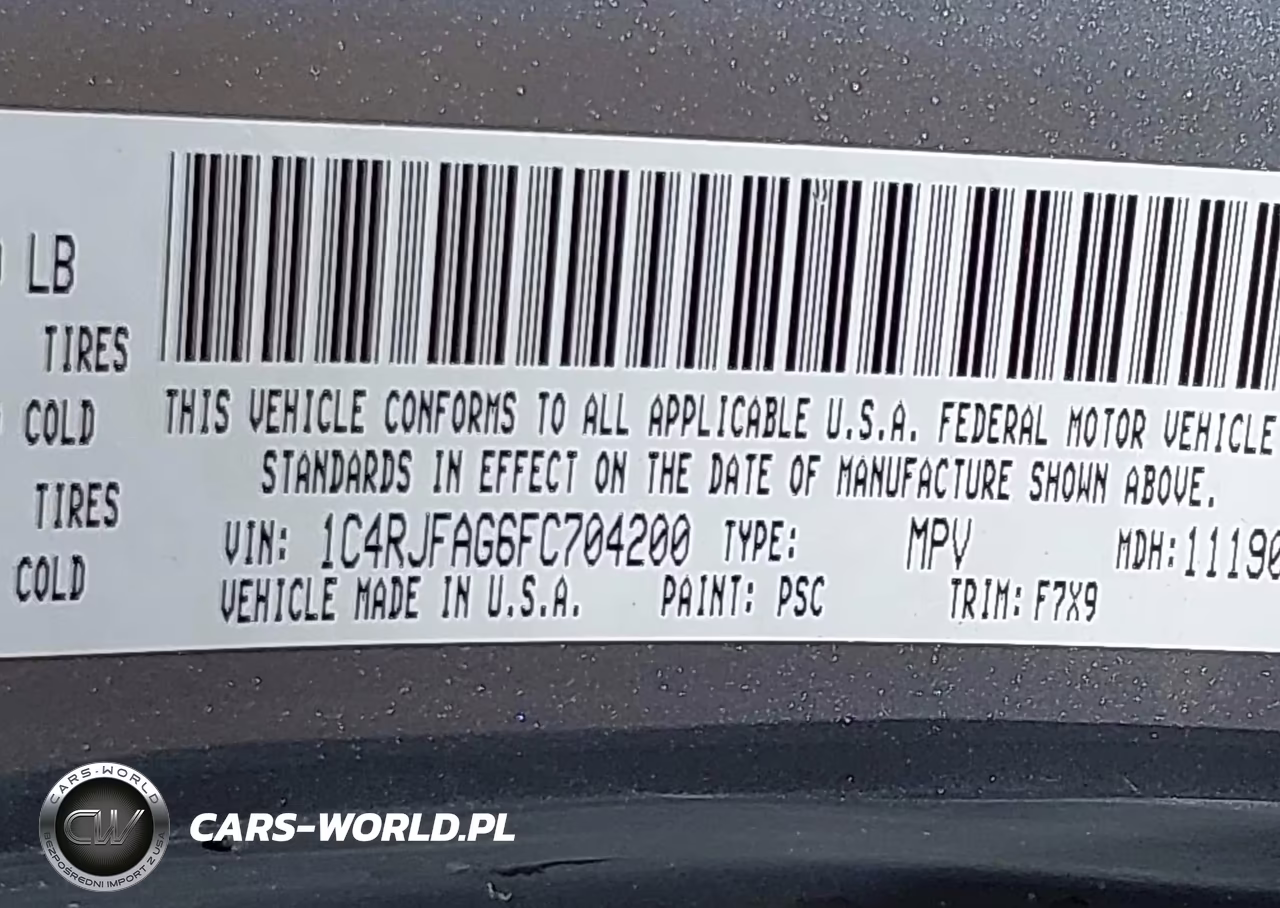 2015 Jeep Grand Cherokee Laredo VIN:1C4RJFAG6FC704200 - 9