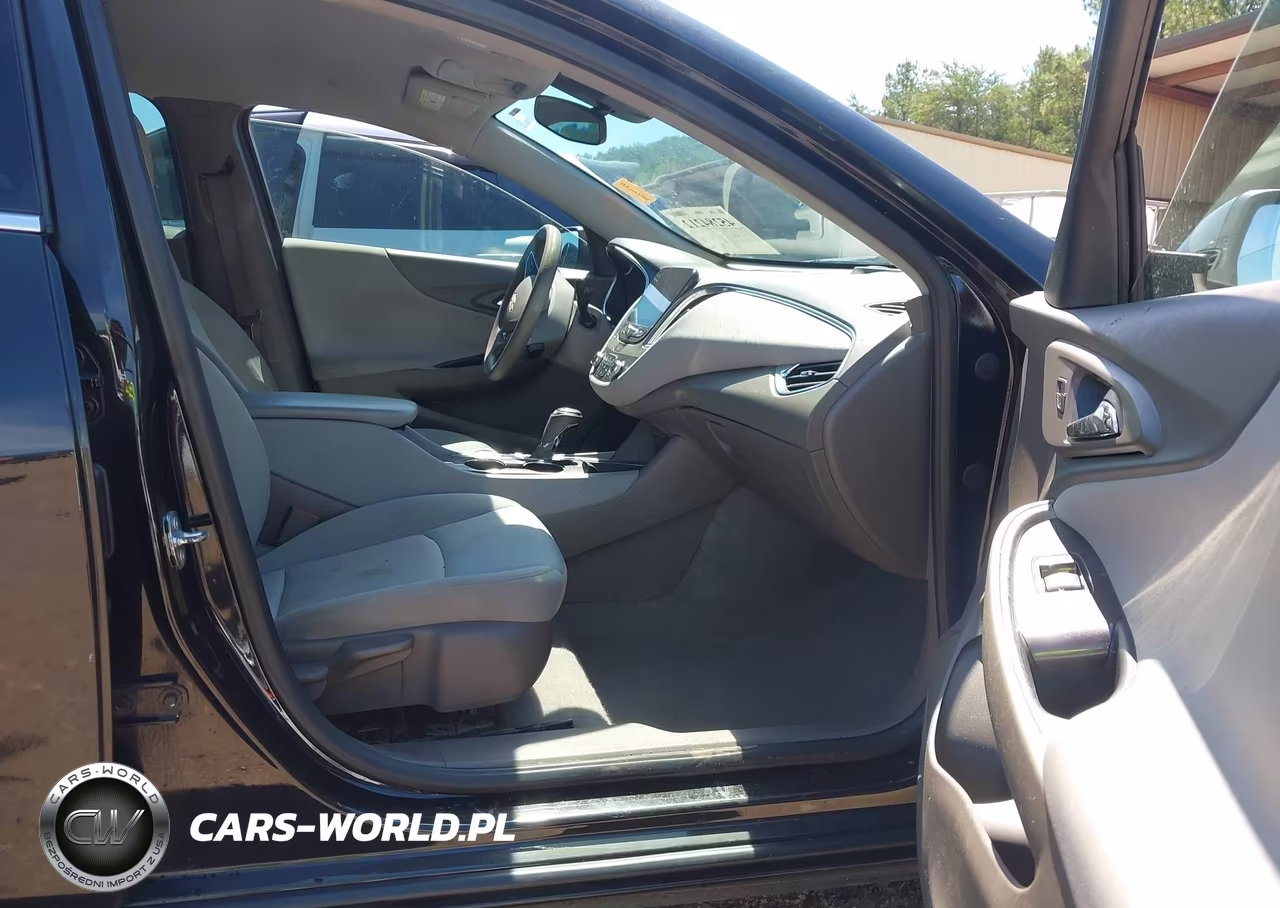 2019 Chevrolet Malibu Lt VIN:1G1ZD5ST5KF194758 - 5