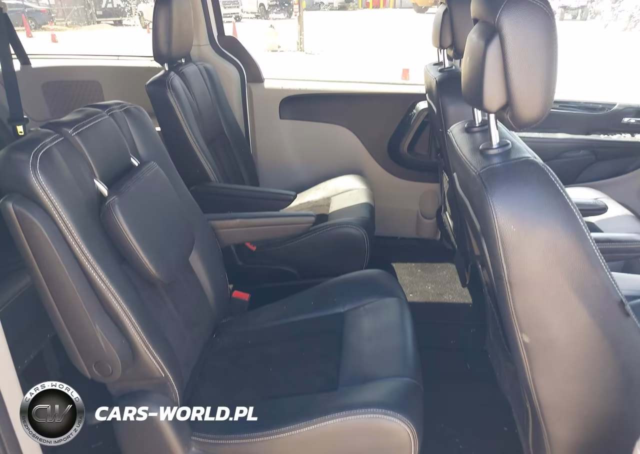 2018 Dodge Grand Caravan Sxt VIN:2C4RDGCG5JR163196 - 8