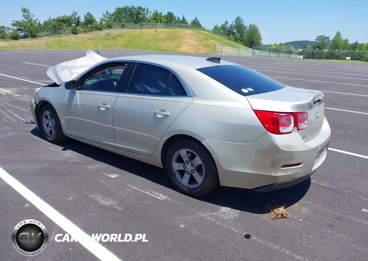 2015 Chevrolet Malibu Ls VIN:1G11B5SL0FF152099 - 3