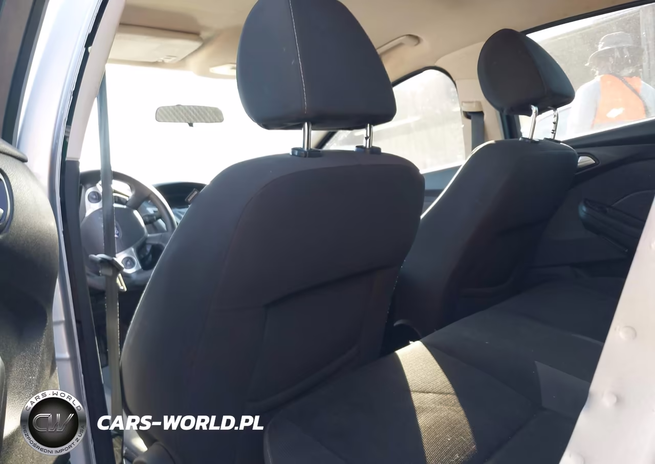2013 Ford Focus Se VIN:1FADP3F21DL306142 - 8