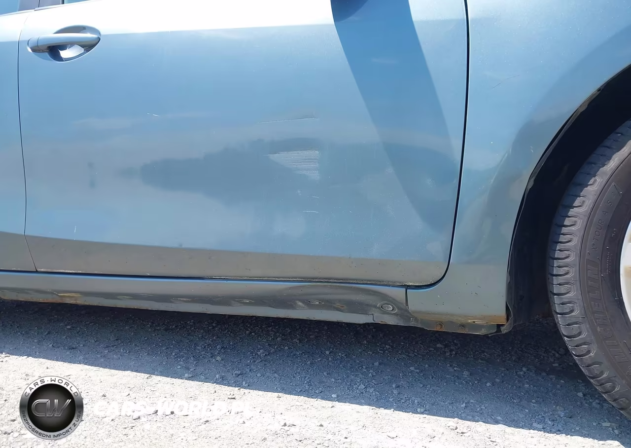 2012 Mazda Mazda3 I Touring VIN:JM1BL1L84C1661908 - 12