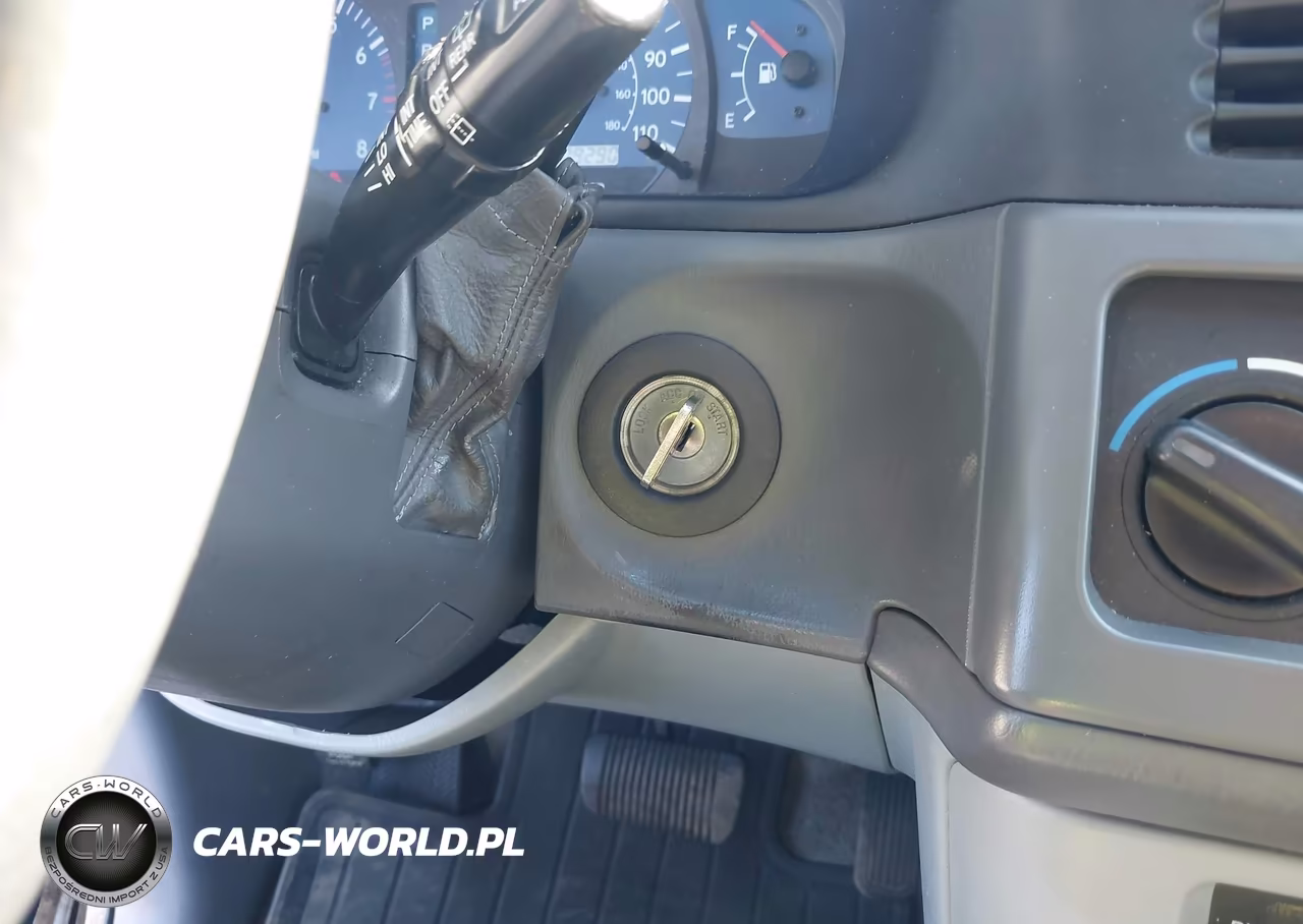 2002 Toyota Sienna Le VIN:4T3ZF13C32U426636 - 11
