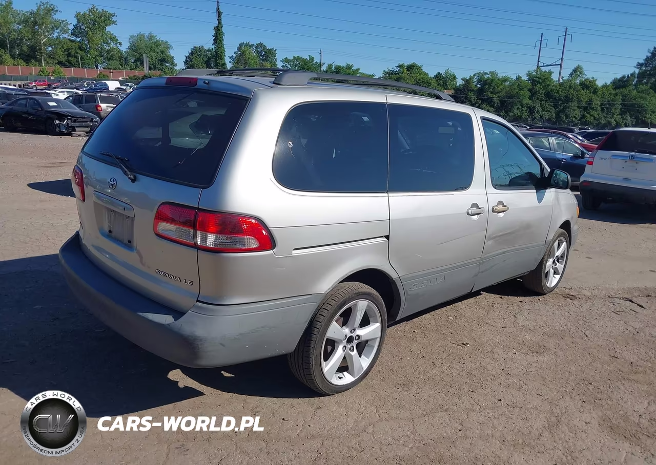 2002 Toyota Sienna Le VIN:4T3ZF13C32U426636 - 4