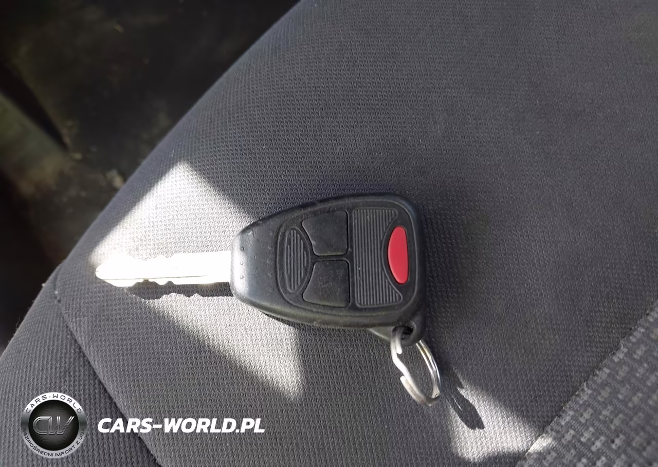 2008 Jeep Compass Sport VIN:1J8FT47028D766906 - 11
