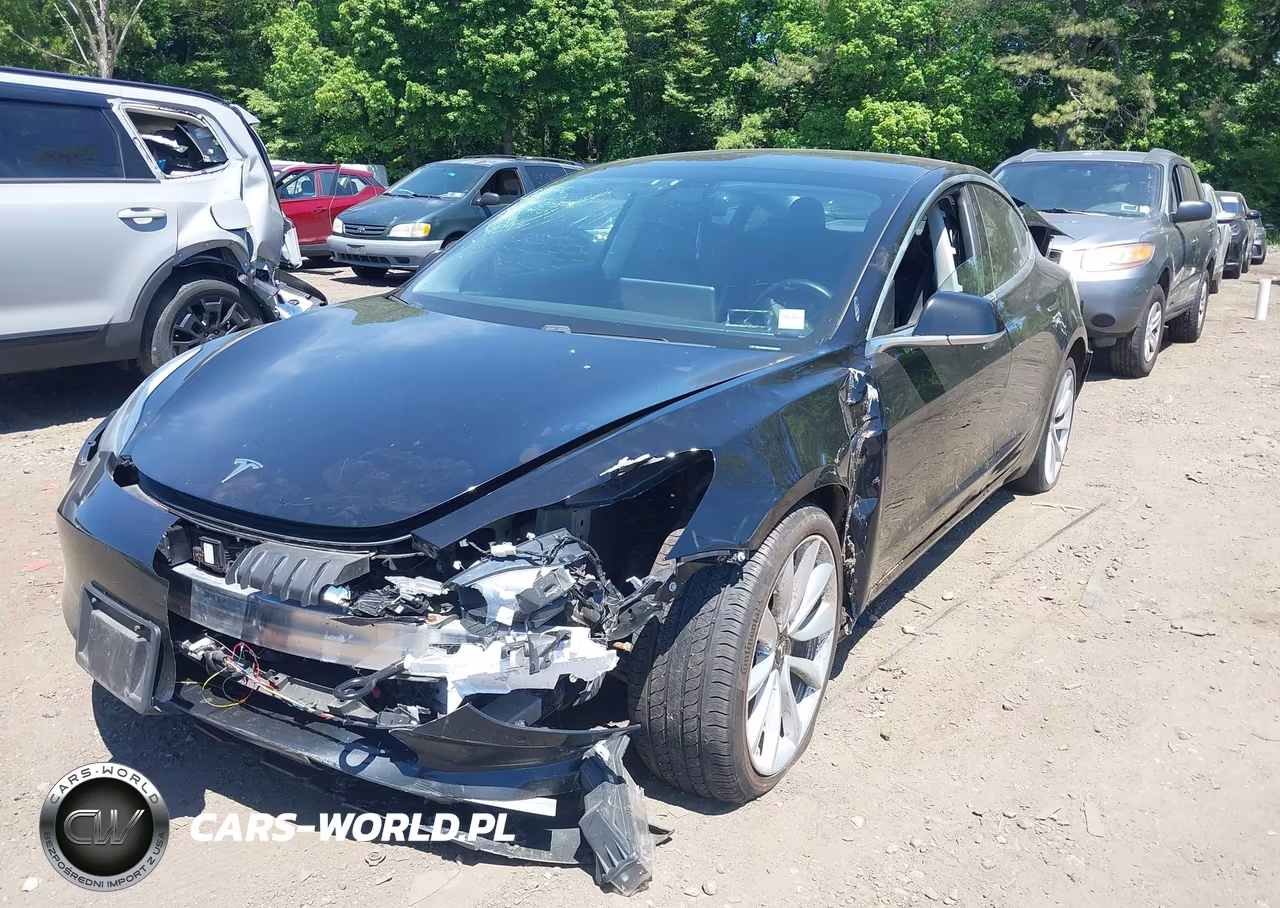 2018 Tesla Model 3 Long Range-Mid Range VIN:5YJ3E1EA5JF049736 - 2