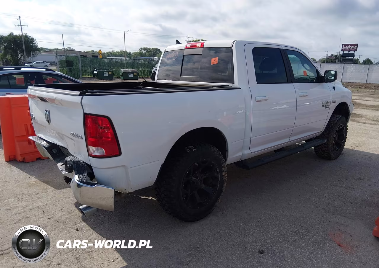 2019 Ram 1500 Classic Big Horn 4X4 5'7 Box VIN:1C6RR7LT7KS569034 - 4