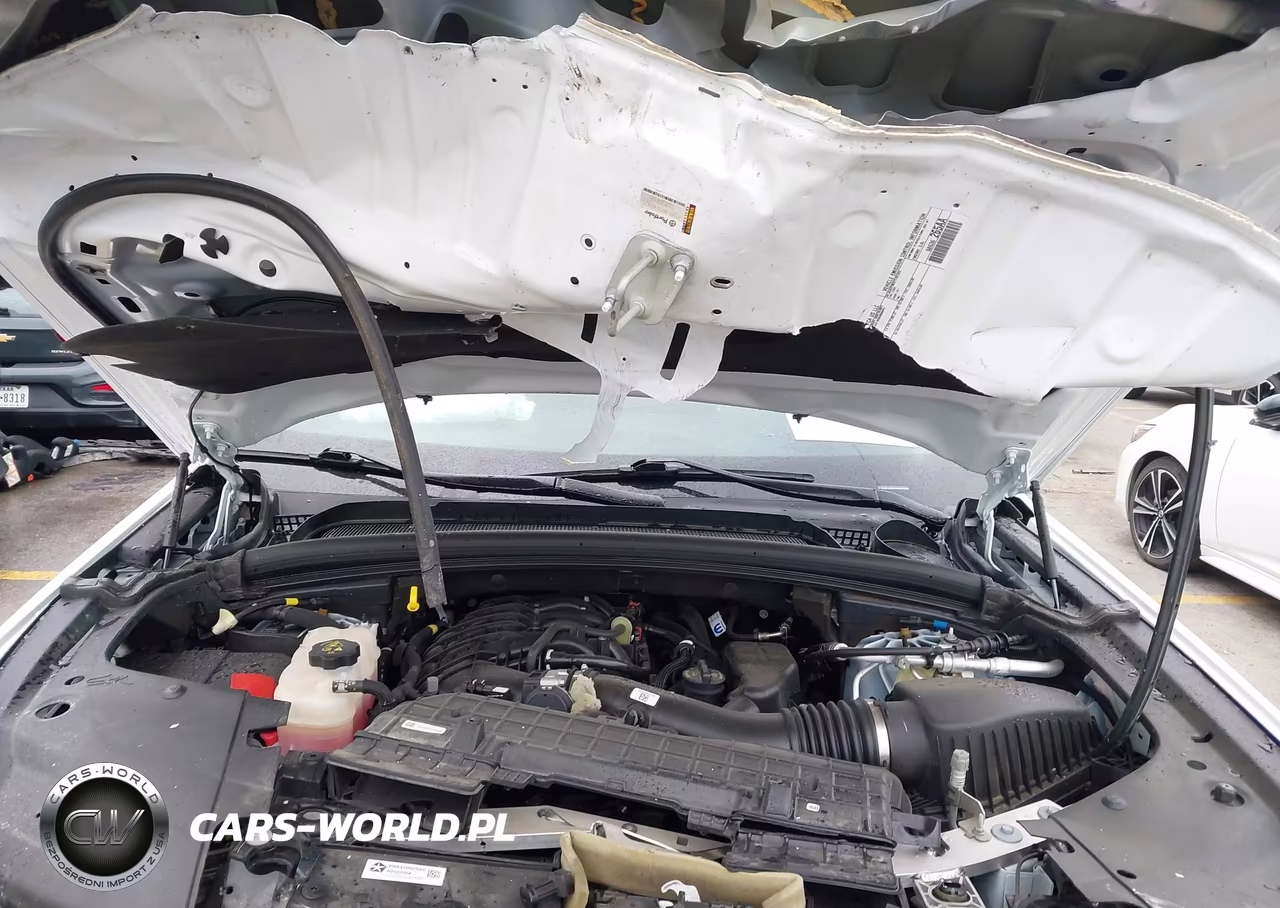 2024 Jeep Grand Cherokee L Overland VIN:1C4RJKDG1R8525400 - 10
