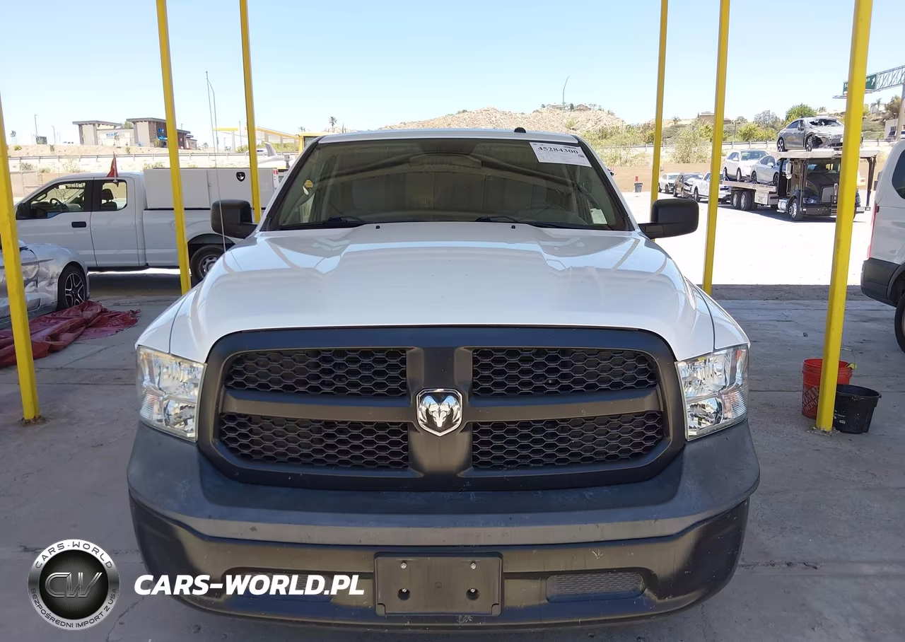 2019 Ram 1500 Classic VIN:3C6JR6DG8KG588787 - 17