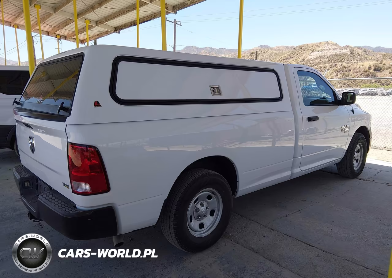 2019 Ram 1500 Classic VIN:3C6JR6DG8KG588787 - 18
