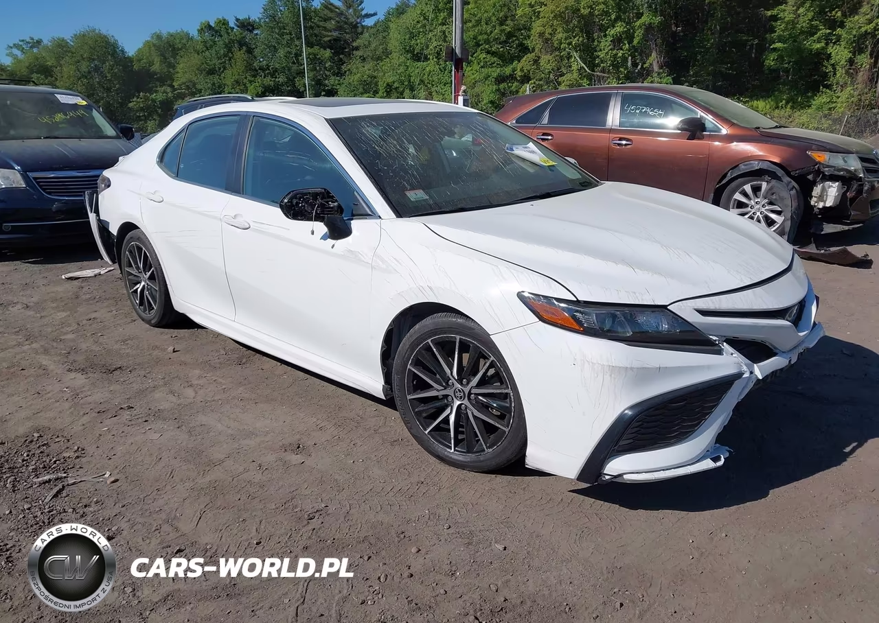 2024 Toyota Camry Se – zdjęcie 1 z 16