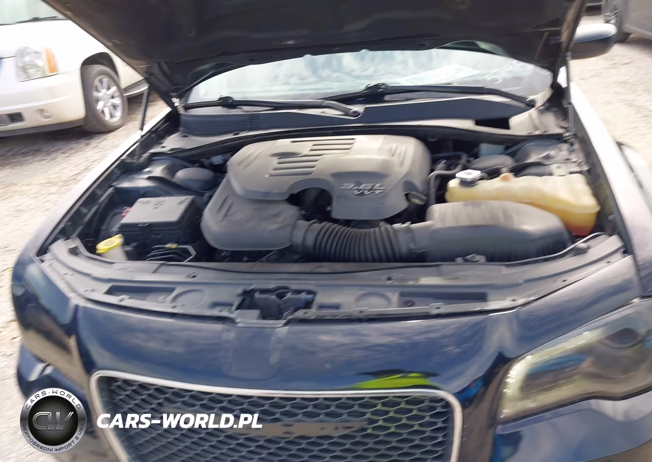 2018 Chrysler 300 Touring Awd VIN:2C3CCARG6JH315798 - 10