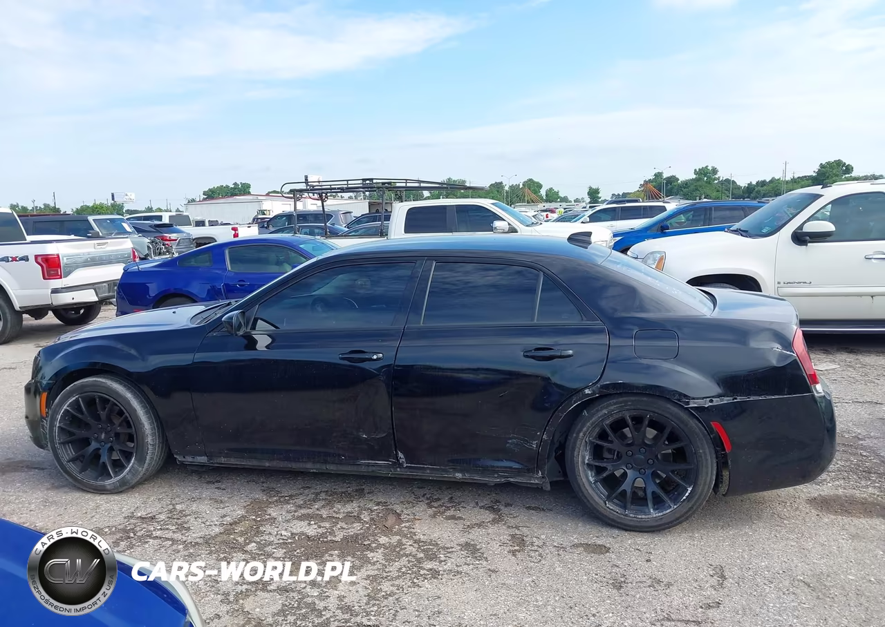 2018 Chrysler 300 Touring Awd VIN:2C3CCARG6JH315798 - 14