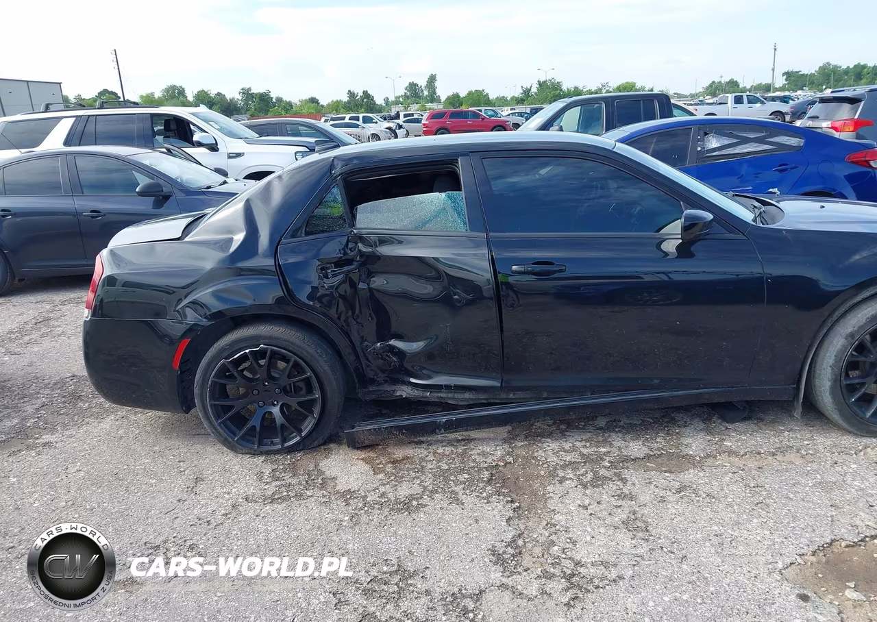 2018 Chrysler 300 Touring Awd VIN:2C3CCARG6JH315798 - 6
