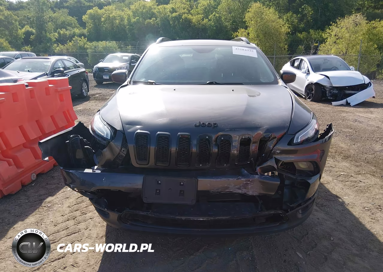 2018 Jeep Cherokee Latitude Fwd VIN:1C4PJLCBXJD620925 - 12