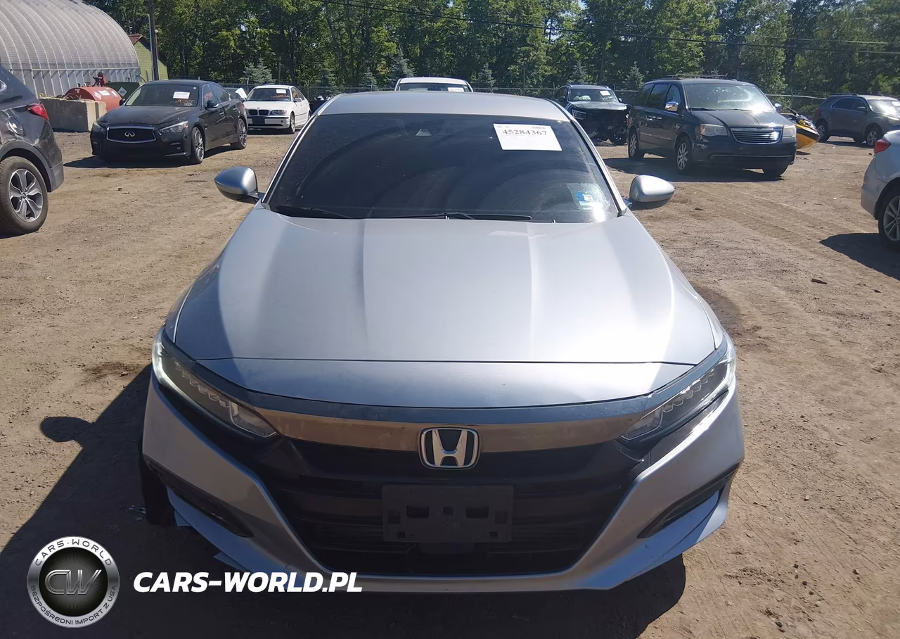 2018 Honda Accord Sport VIN:1HGCV1F3XJA265737 - 12