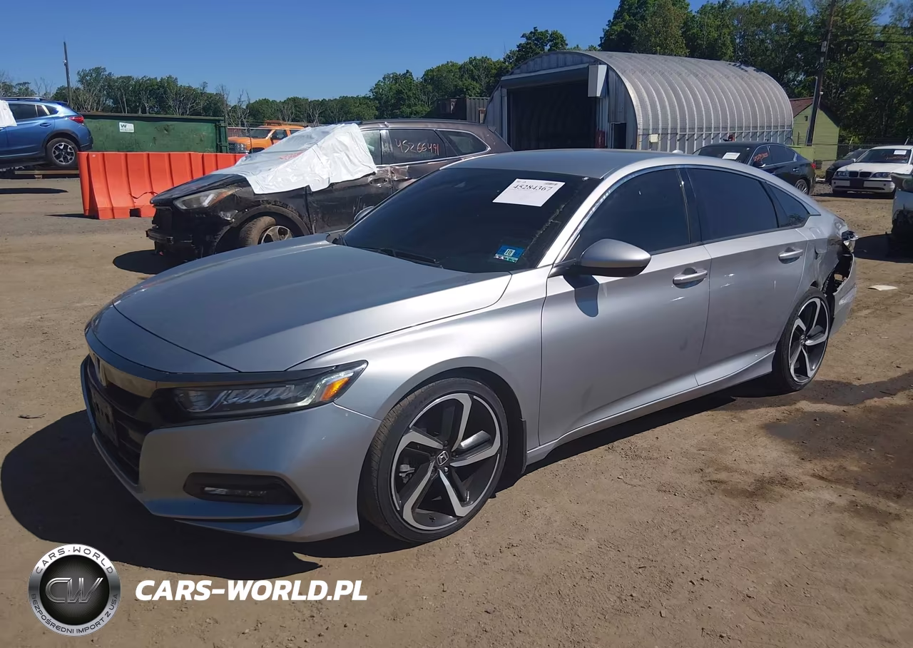 2018 Honda Accord Sport VIN:1HGCV1F3XJA265737 - 2