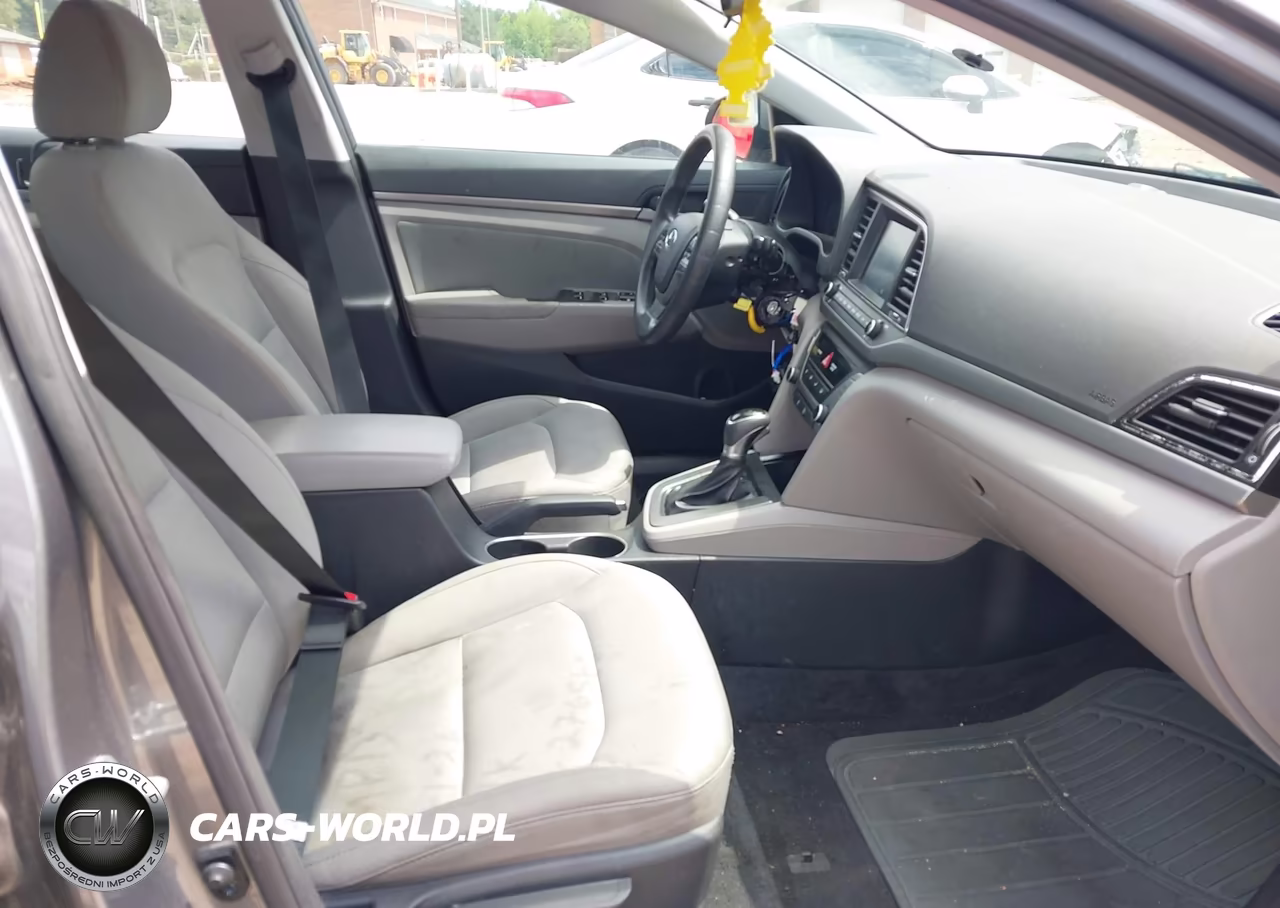 2018 Hyundai Elantra Sel VIN:5NPD84LF4JH276560 - 5