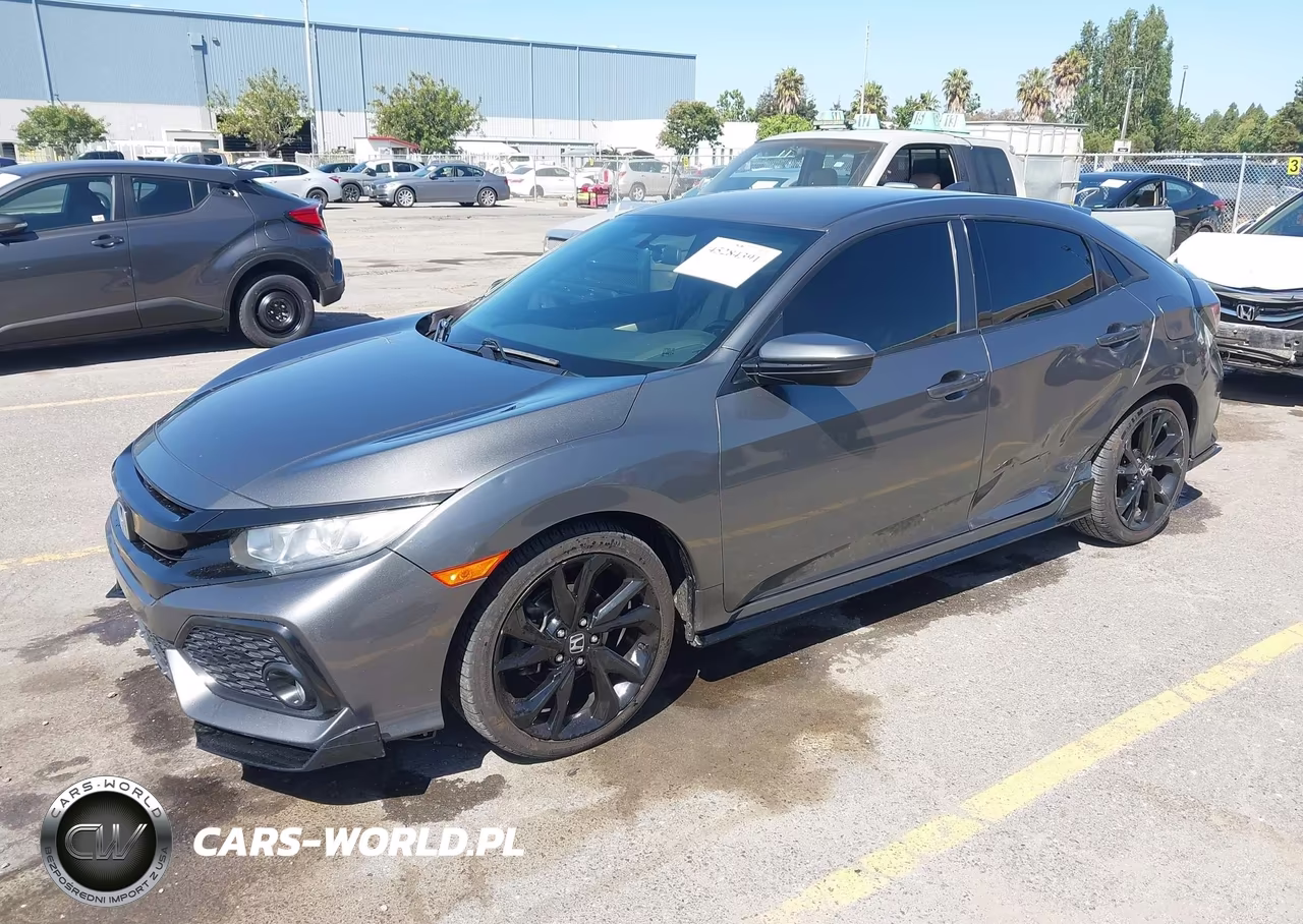 2018 Honda Civic Sport VIN:SHHFK7G49JU212564 - 2