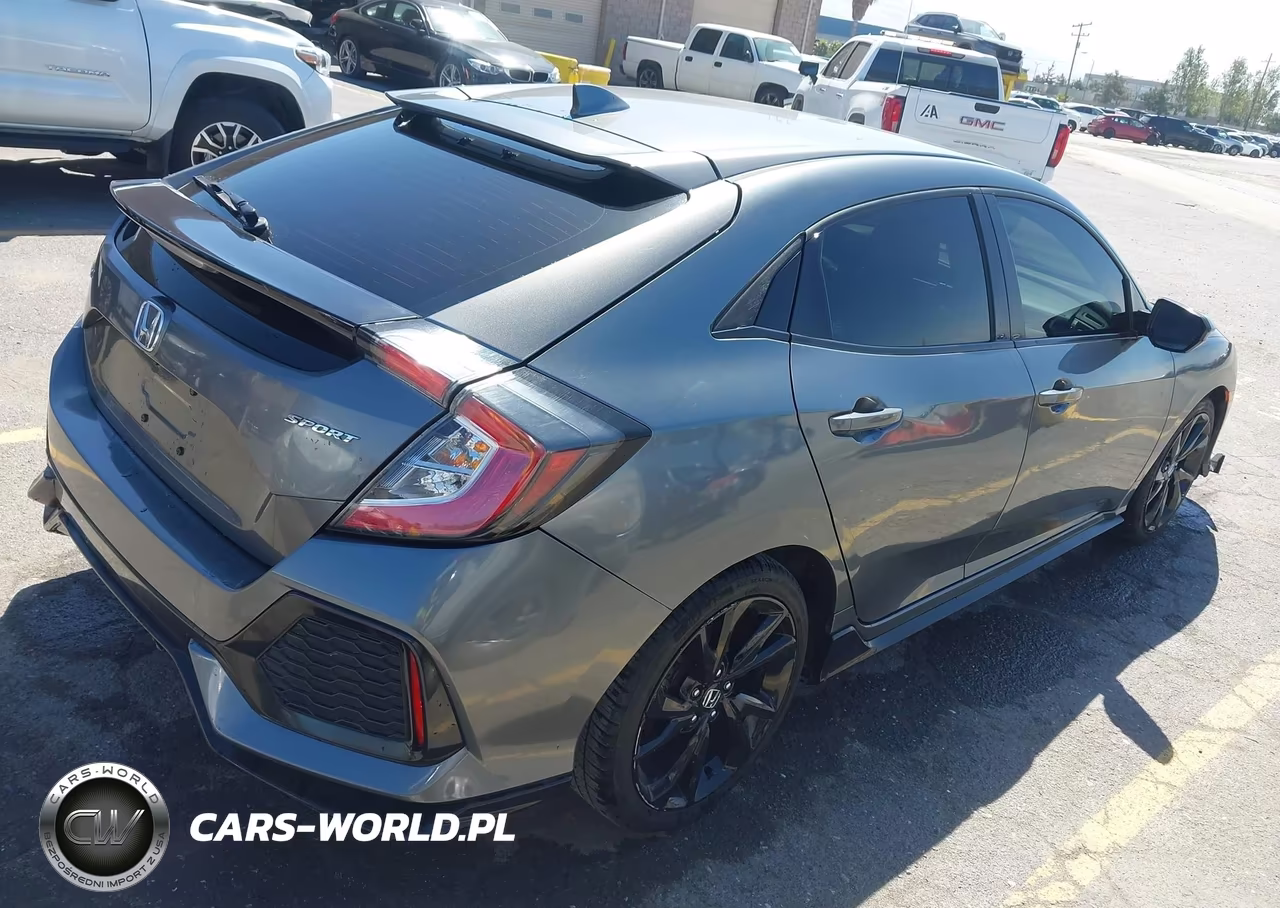 2018 Honda Civic Sport VIN:SHHFK7G49JU212564 - 4
