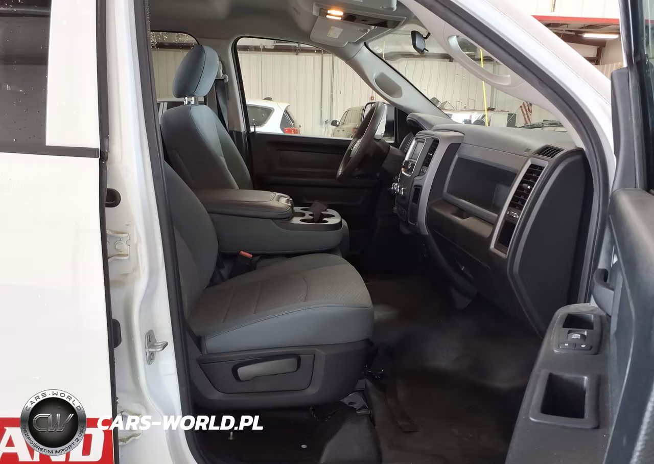 2018 Ram 1500 VIN:1C6RR7FG1JS326221 - 5