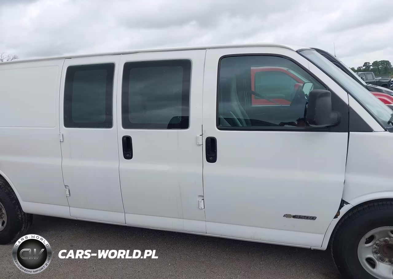 2005 Chevrolet Express VIN:1GCHG39U451242720 - 13
