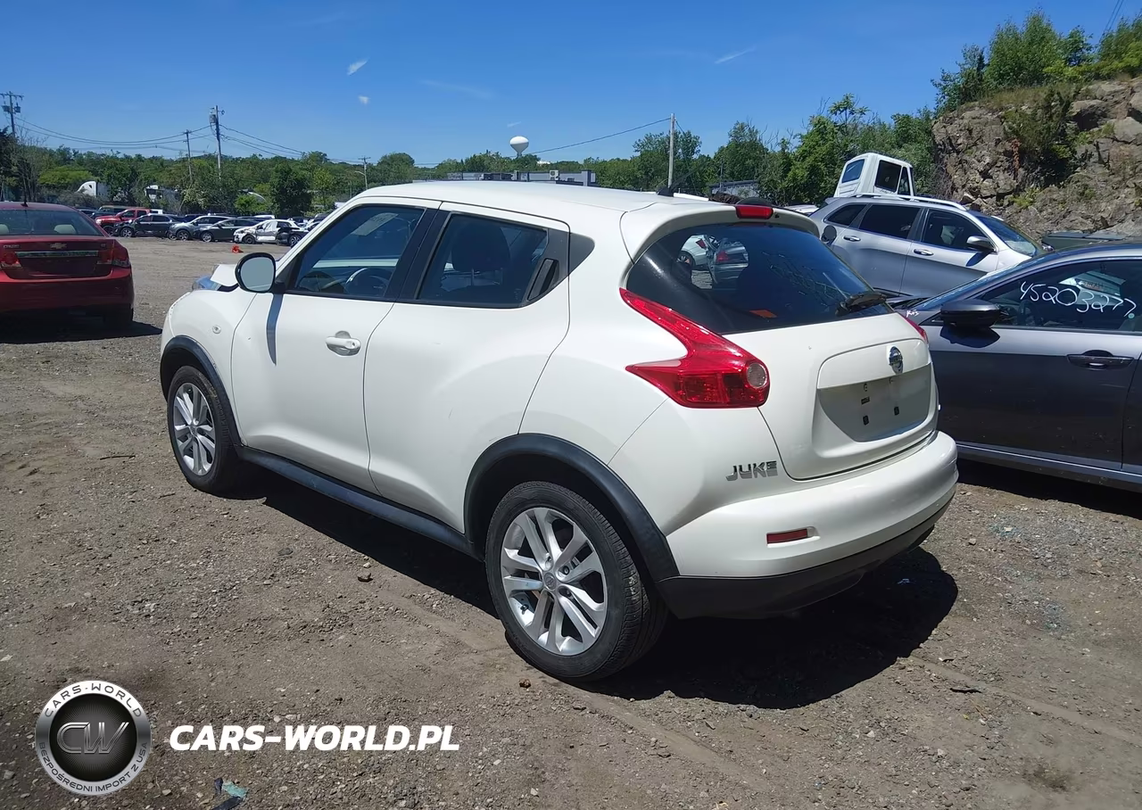 2011 Nissan Juke S VIN:JN8AF5MV1BT028272 - 3