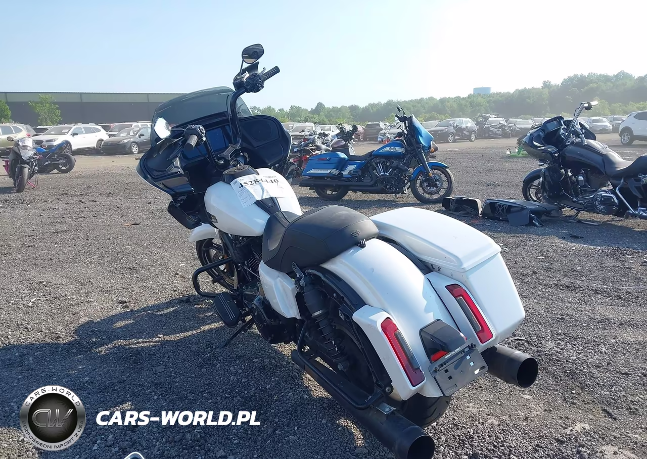 2024 Harley-Davidson Fltrx VIN:1HD1KH71XRB643743 - 3