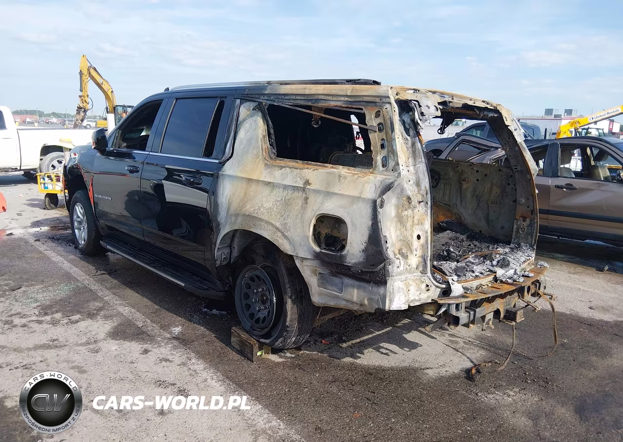 2023 Chevrolet Suburban 4Wd Lt VIN:1GNSKCKD3PR131649 - 13