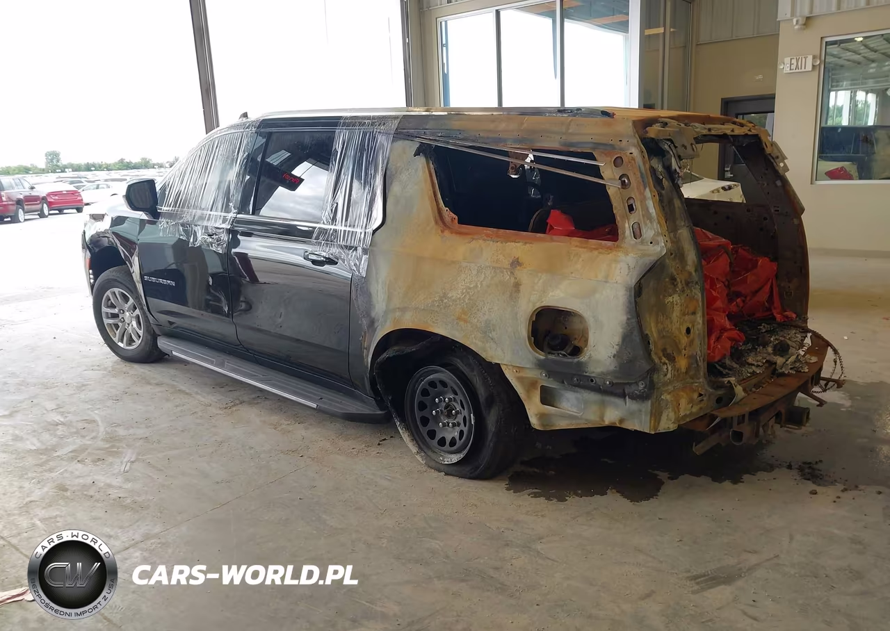 2023 Chevrolet Suburban 4Wd Lt VIN:1GNSKCKD3PR131649 - 3